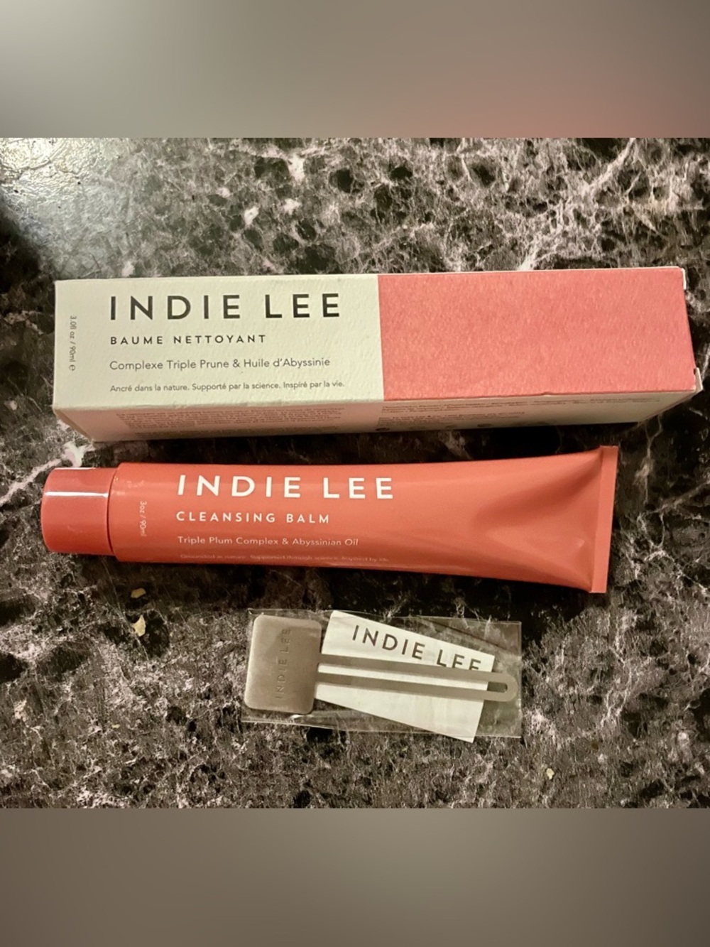INDIE LEE Cleansing Balm